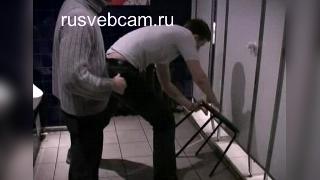 C Русскими девченками в туалете клуба (12)