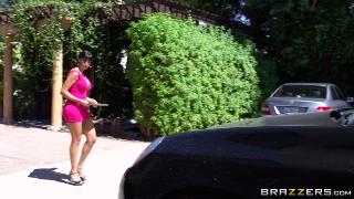 Mercedes Carrera gets shafted by her driving student