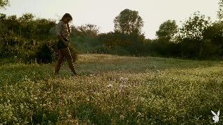 Аннета Кис в поле